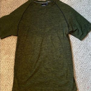 Alphalete zenith shirt